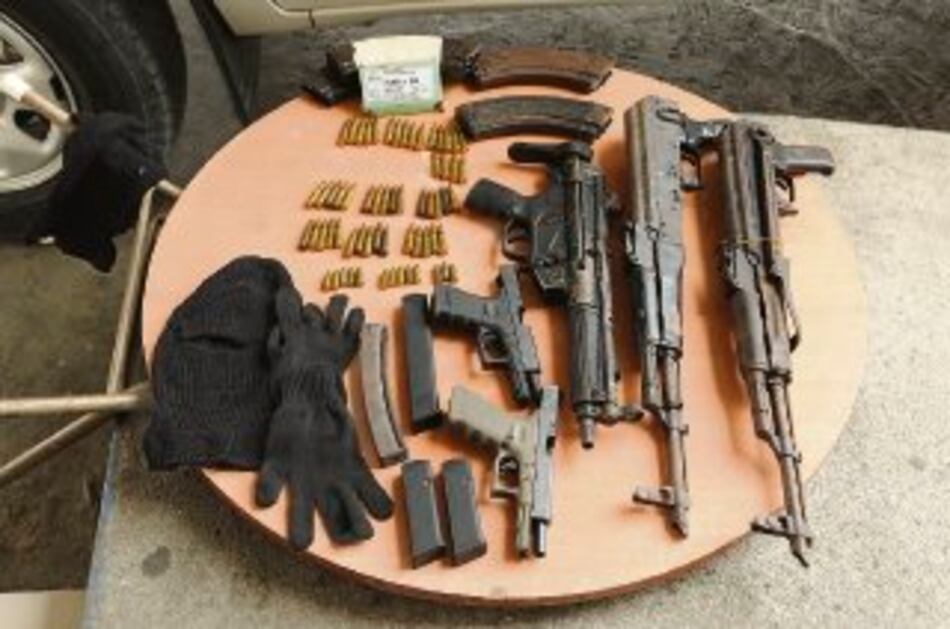 Narco cambia pistola por pluma