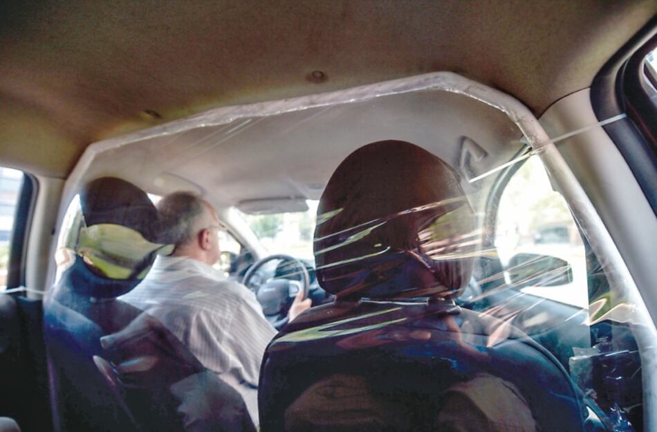 Uber facilitará mascarillas a sus conductores