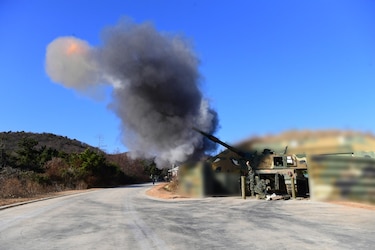 Pionyang eleva tensión con nuevos disparos de artillería cerca de la frontera marítima con Corea del Sur