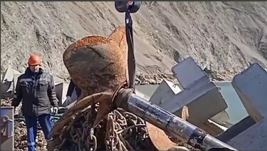 Concluye el desmantelamiento del petrolero ruso que provocó un vertido de combustible en el mar Negro