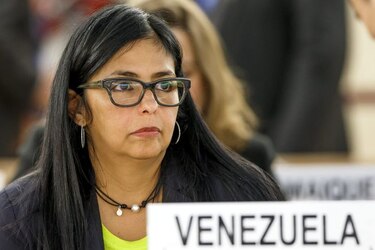 La canciller Delcy Rodríguez anuncia que Unasur publicará informe sobre comicios