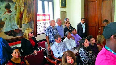 Ordenan suspender permisos para obras