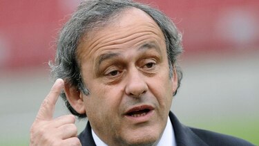 UEFA pide investigar intento de desacreditar a Platini