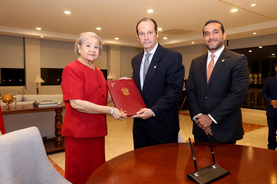 Panamá nombra embajadores en países estratégicos: ¿quiénes son?