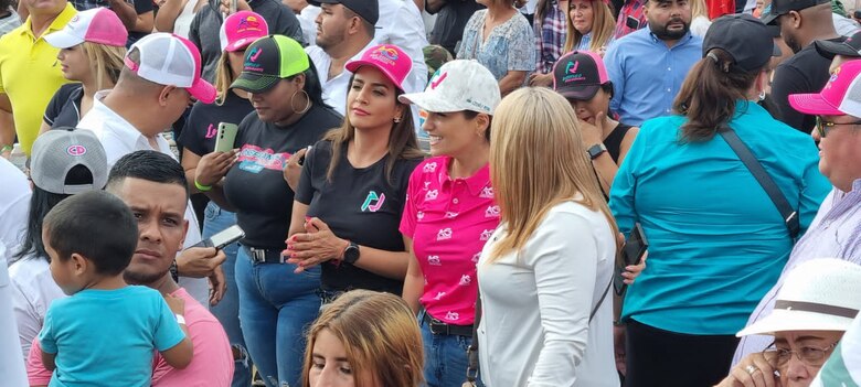 ‘Gobernaremos igual para todos’; Rómulo Roux desde el interior del país