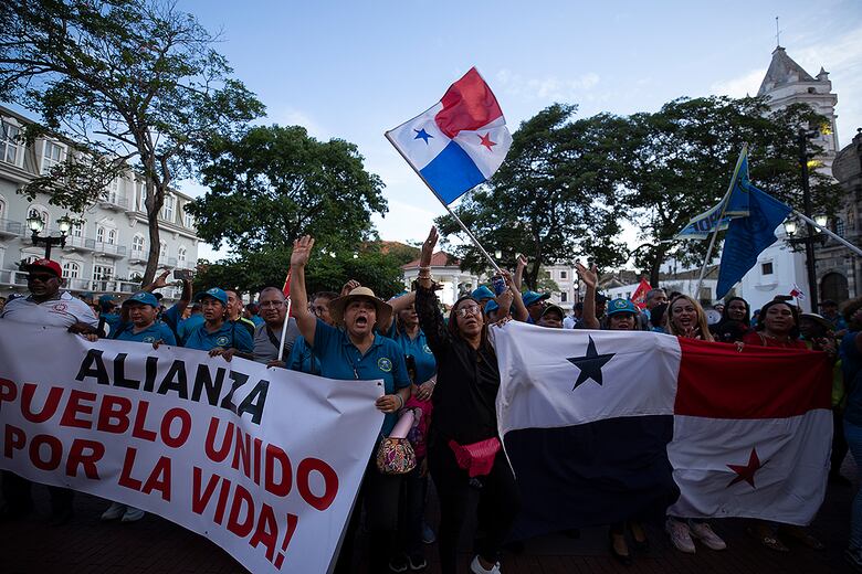 Más de 100 mil estudiantes se graduarán con 2.5 años de clases presenciales perdidas