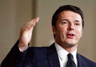 Renzi anuncia reducción de impuestos