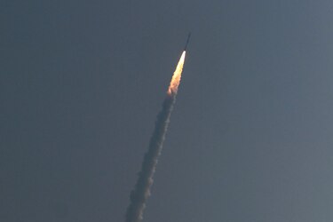 Lanzaron en India el Amazonia 1, primer satélite 100% brasileño