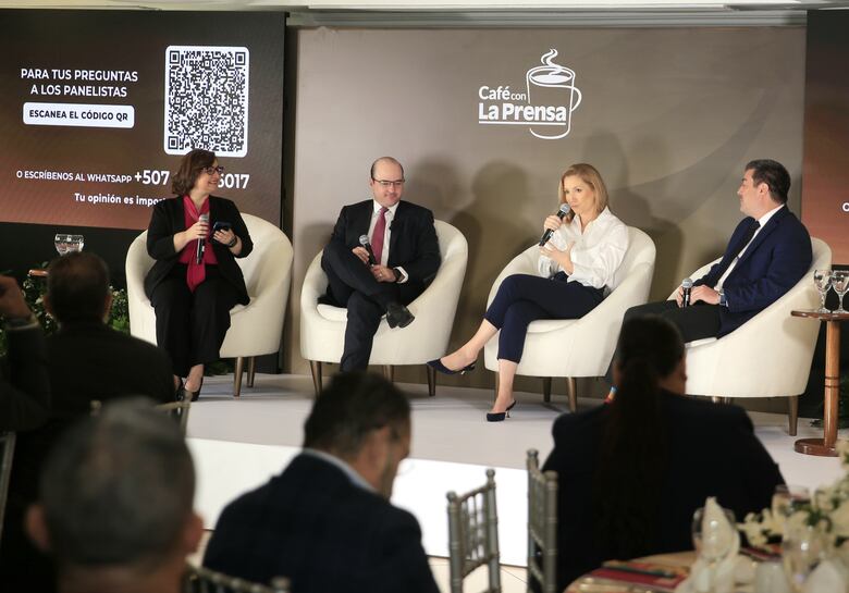 Café con La Prensa aborda cómo la conectividad impulsa la competitividad en la era digital