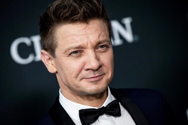 Jeremy Renner, operado de traumatismo por accidente con quitanieves