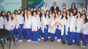 La UIP celebró la décima primera edición de la ceremonia Bata Blanca