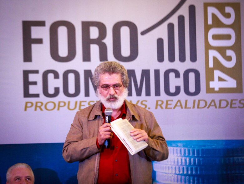 ¿Quiénes le susurran a los candidatos de temas económicos?