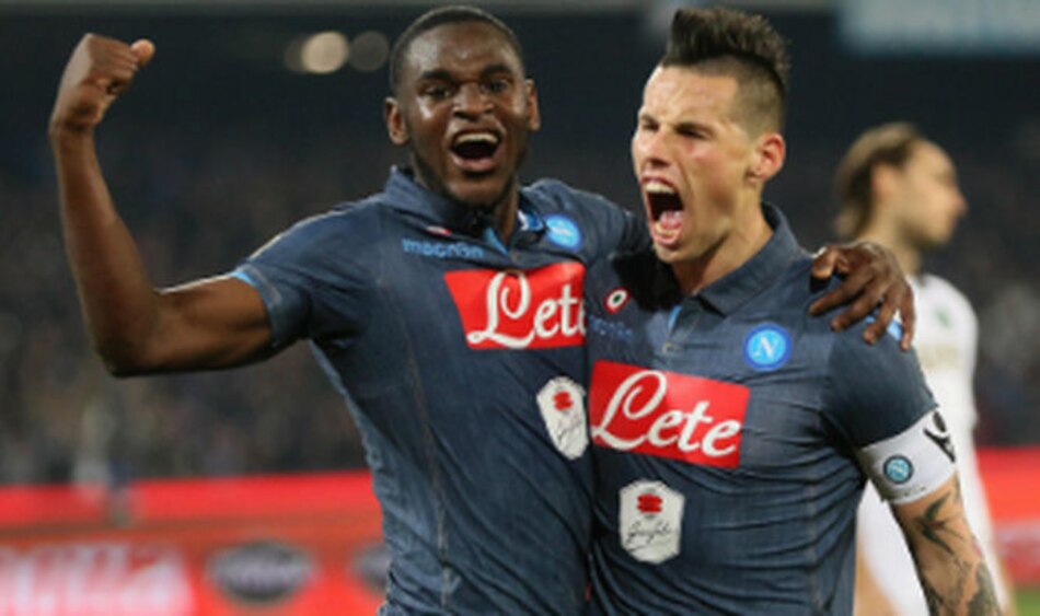 Napoli gana con goles de Zapata y Hamsick