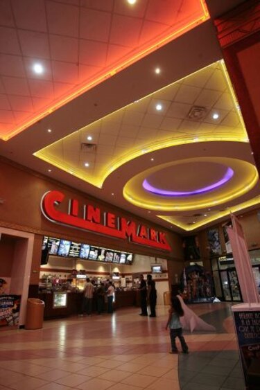 Estadounidense Cinemark vende su filial en México a la cadena Cinemex