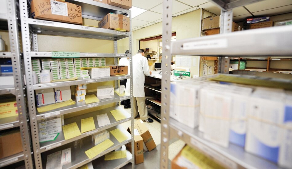 17 empresas presentan propuestas en millonaria licitación de la Caja de Seguro Social para la compra de medicinas