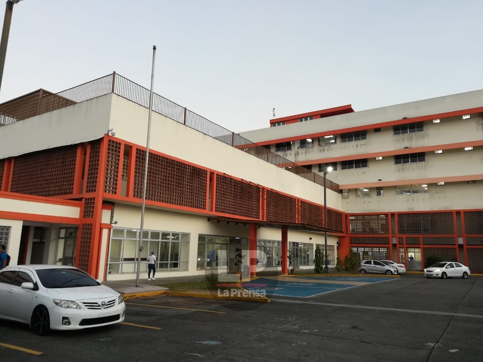 Personal de salud del Hospital San Miguel Arcángel levanta paro tras acuerdo con el Minsa; este jueves reanudan los servicios