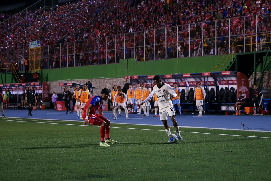 Alajuelense se corona tricampeón de la Copa Centroamericana