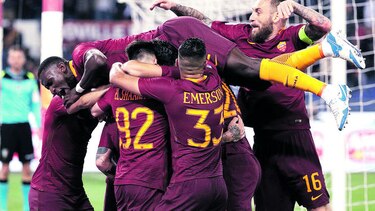 Roma gana y suspira
