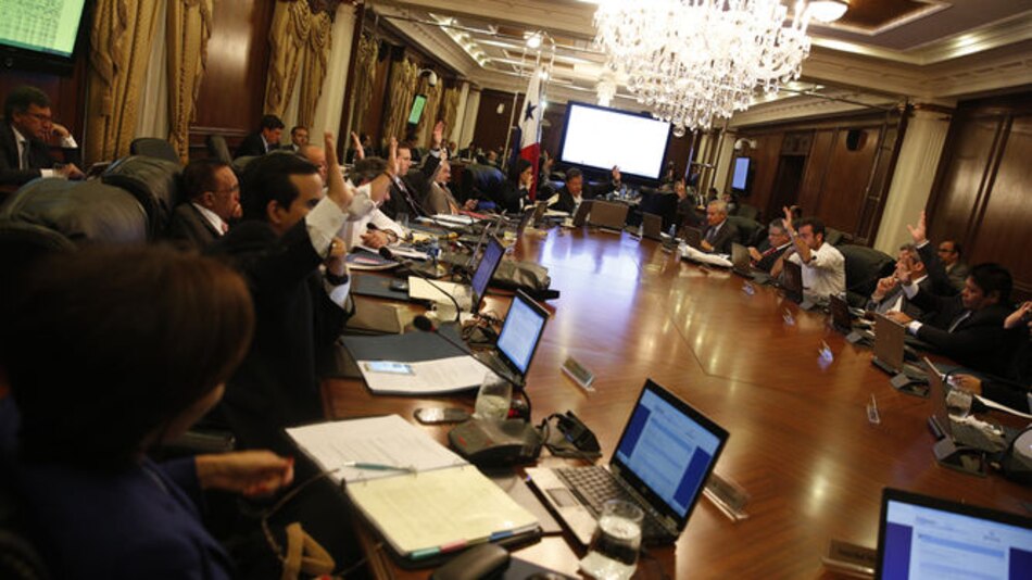 Gabinete crea equipo 'ad hoc' que velará por los 'intereses comerciales' de Panamá