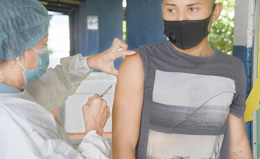 Expertos independientes de la FDA recomiendan la vacuna de Pfizer para niños de entre 5 y 11 años