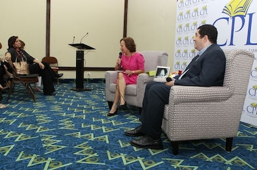 Presentan poemario póstumo de Alicia Mon en la Feria del Libro de Panamá