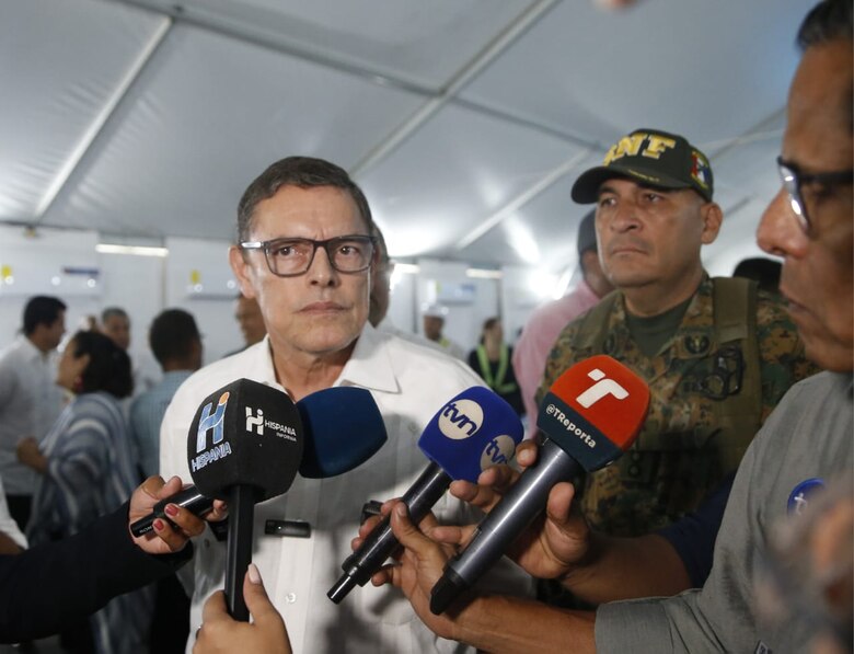 Ministro Ábrego admite golpe económico en comunidades del Darién por la caída del flujo migratorio