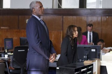 Procesan  por cargos de agresión a exjugador de la NBA Charles Oakley