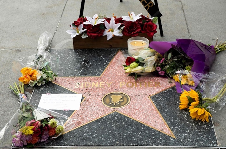 Sidney Poitier le abrió a las minorías las puertas del mundo cinematográfico