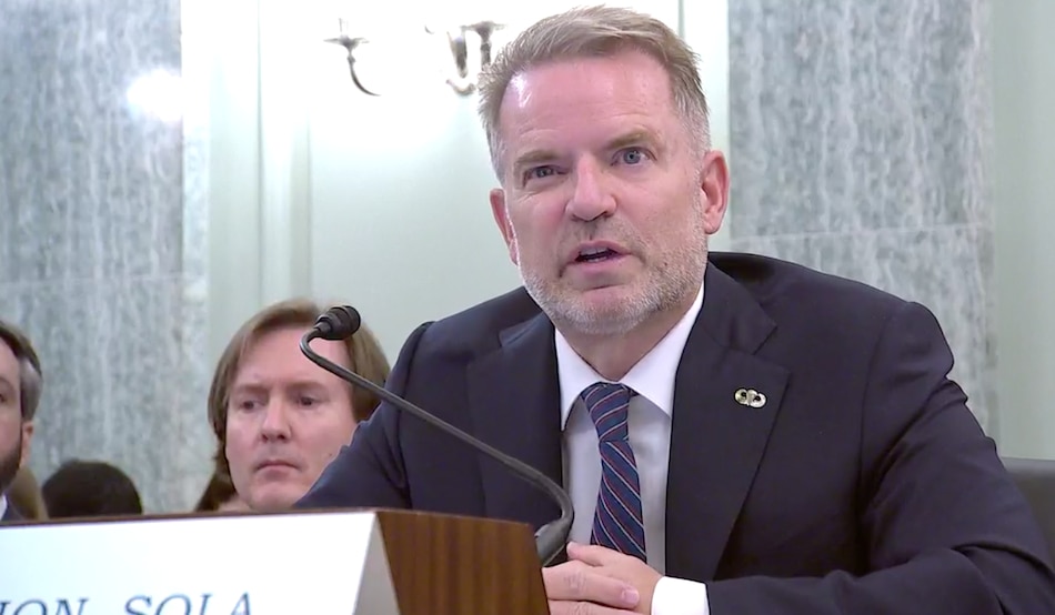 Comisionado federal aprovechó la audiencia en el Senado para defender su marina privada en Amador