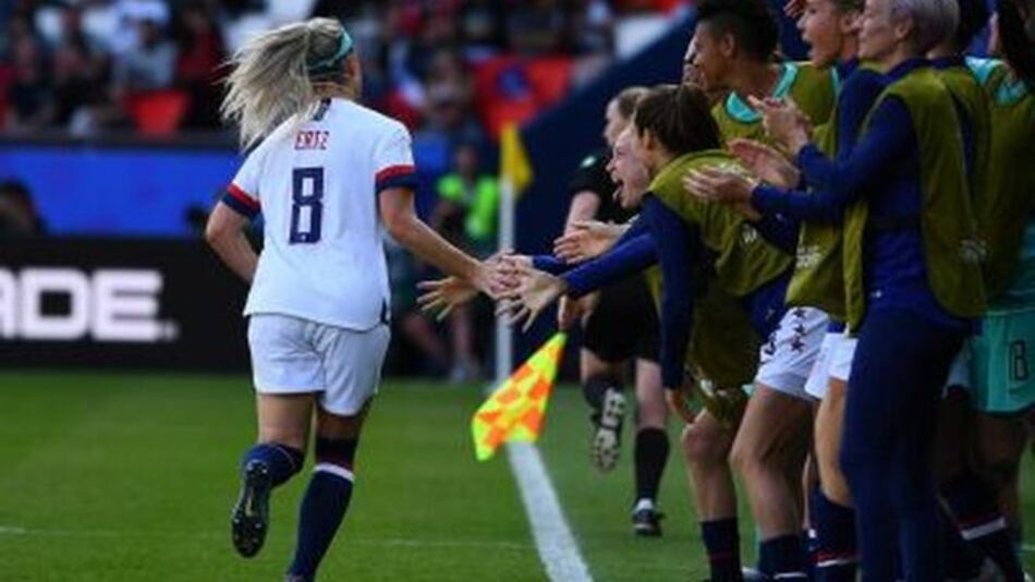 Estados Unidos y Suecia sellan su billete a octavos