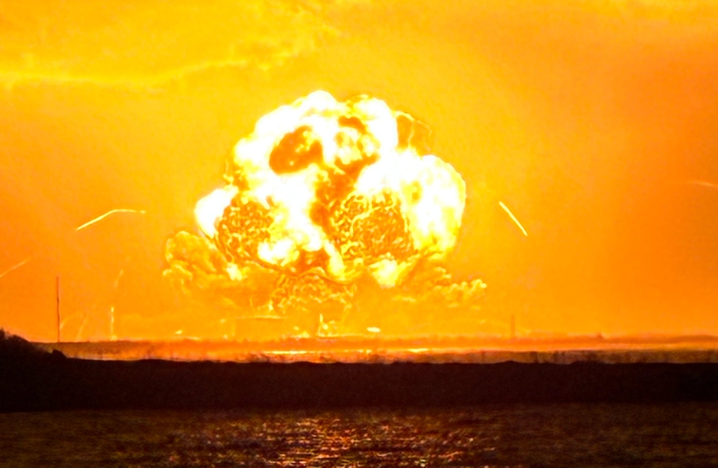 Video: cohete de Blue Origin explota durante una prueba previa a su lanzamiento