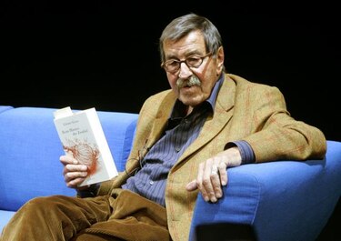 Günter Grass está fuera de peligro