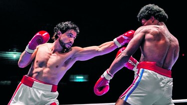 ‘Hands of Stone’, un drama rutinario