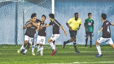 Triplete de Ruiz en la Liga 10