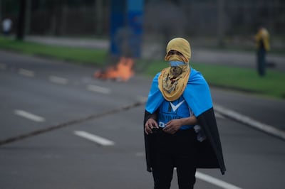 ¿Cárcel por protestar con máscara? La polémica propuesta de Mulino que enciende las alarmas