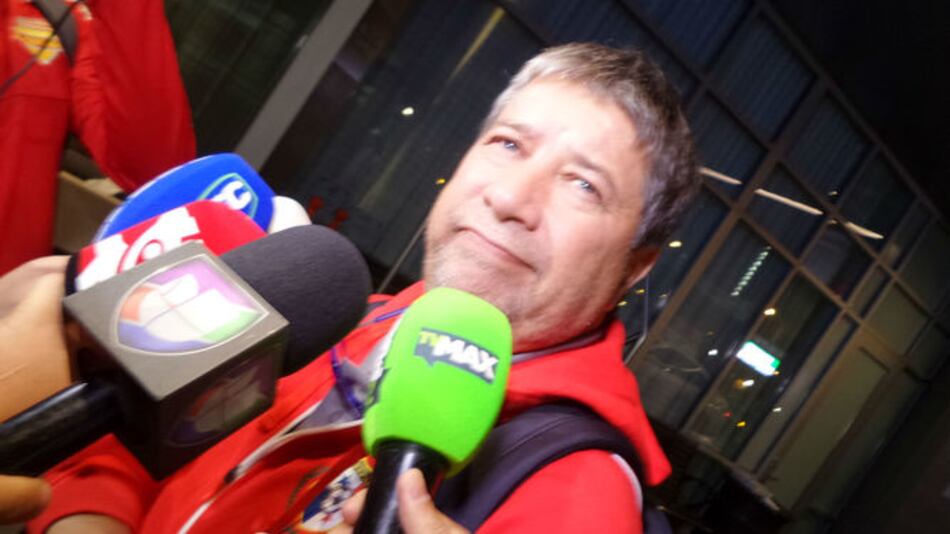 Bolillo Gómez confirma el once titular de Panamá a su llegada a Chicago