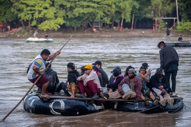 Nueva York declara la emergencia por la llegada de migrantes