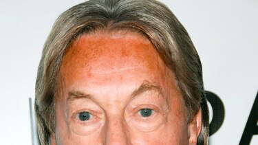 Fallece el diseñador Arnold Scaasi