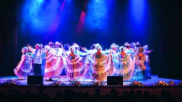 Gala folclórica gratuita en la Universidad de Panamá