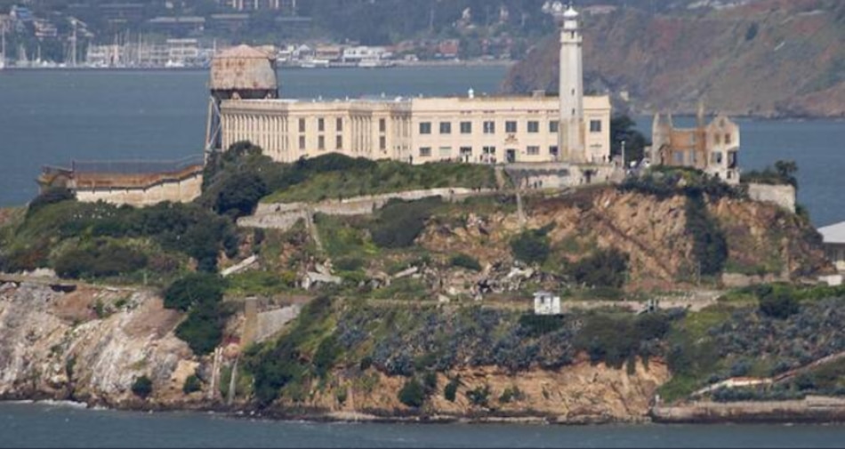 Trump ordena reabrir la cárcel de máxima seguridad de Alcatraz