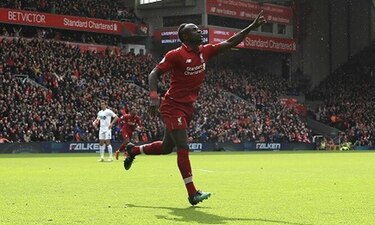 Liverpool fulmina a Bayern, 4 ingleses en cuartos de final
