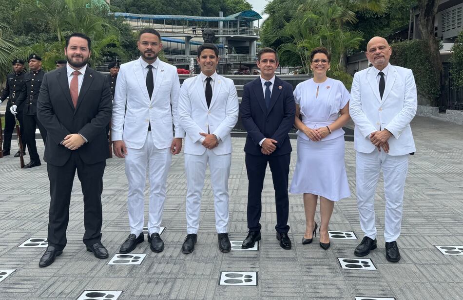 Bancada de Seguimos solicita comisión para analizar proyectos anticorrupción