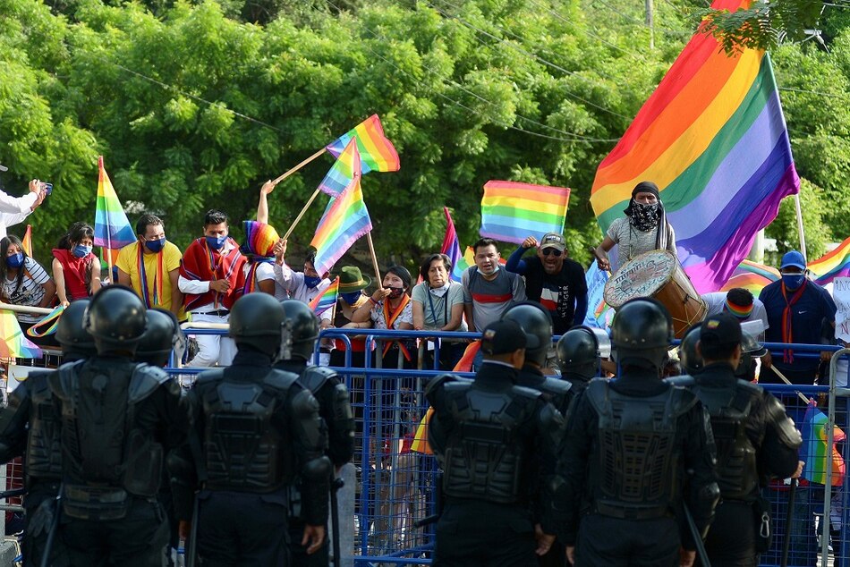 Poderes de Ecuador piden ‘transparencia’ en disputado escrutinio presidencial