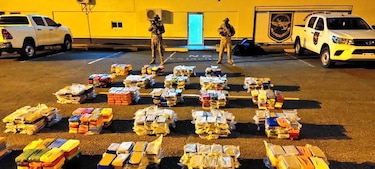 Incautan 829 paquetes de droga que estaban dentro de un contenedor en un puerto en Colón