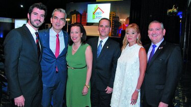 Acobir recibe visita internacional