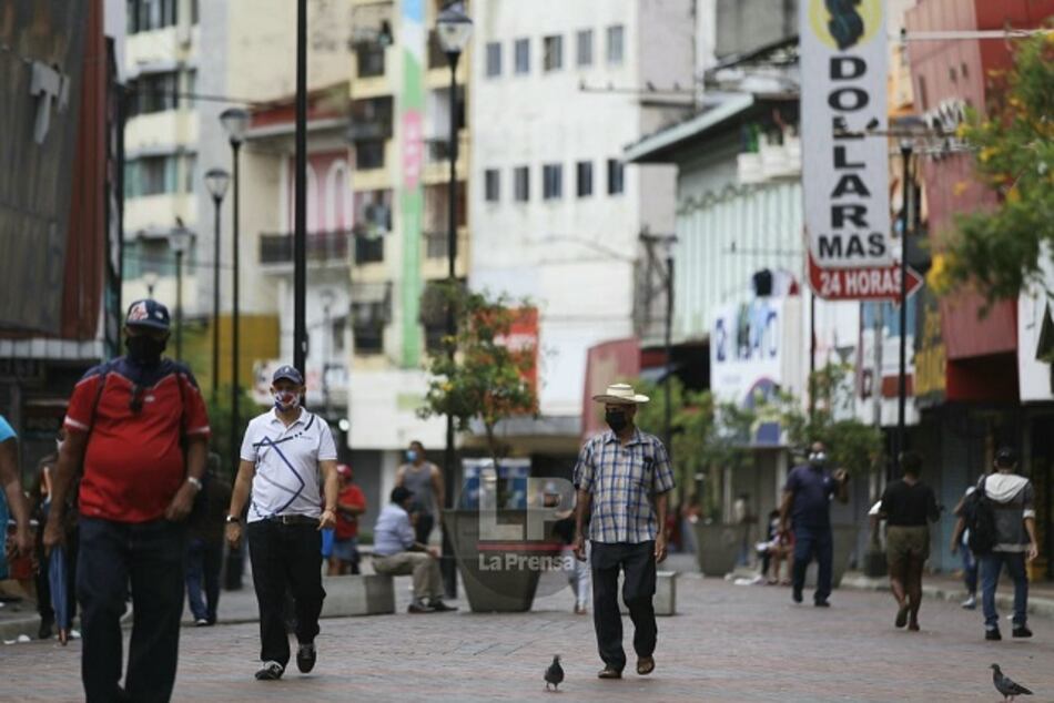 Piden reconsiderar decisión que regula la movilidad por género y hora