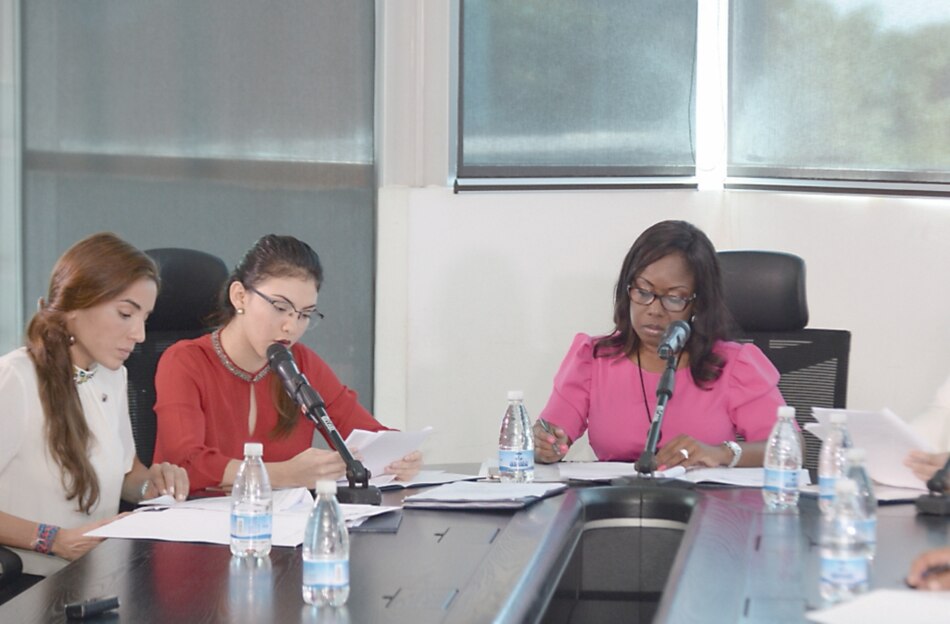 Comisión cita a FCC para el 7 de septiembre por la Ciudad de la Salud