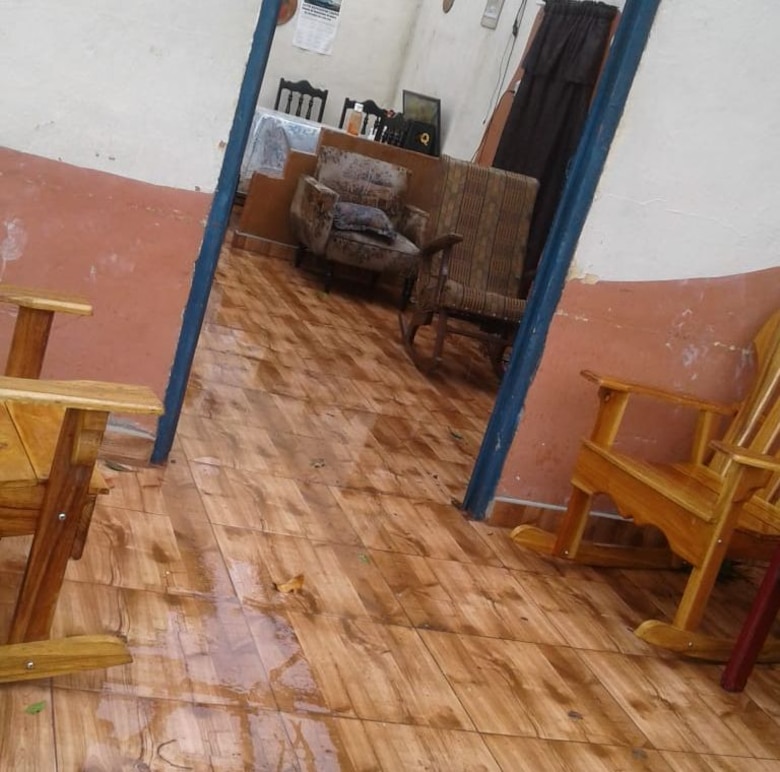 Desprendimientos de techos en Llano Grande