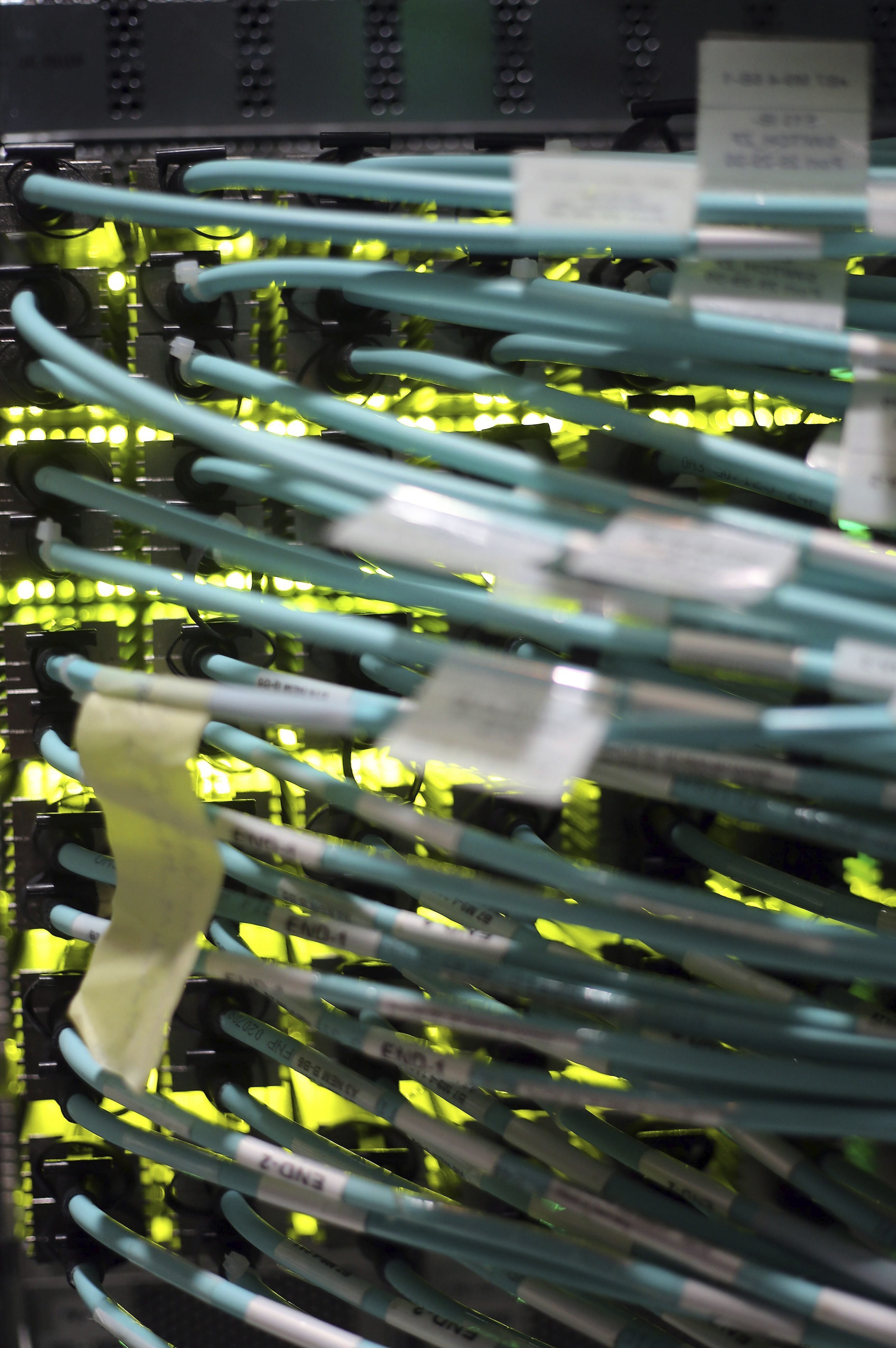 PANAMÁ EN LA ENCRUCIJADA: ¿Servicios o Innovación?