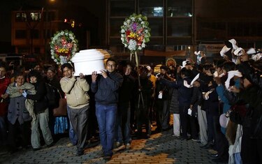 Dos detenidos en Bolivia por ataque a alcaldía, en vísperas de referendo
